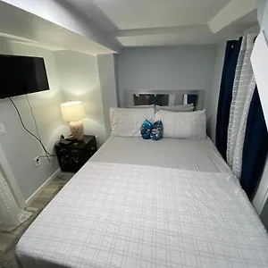 Apartment West Newyork Nj Cozy 2bed Apt Backyard To, West New York
